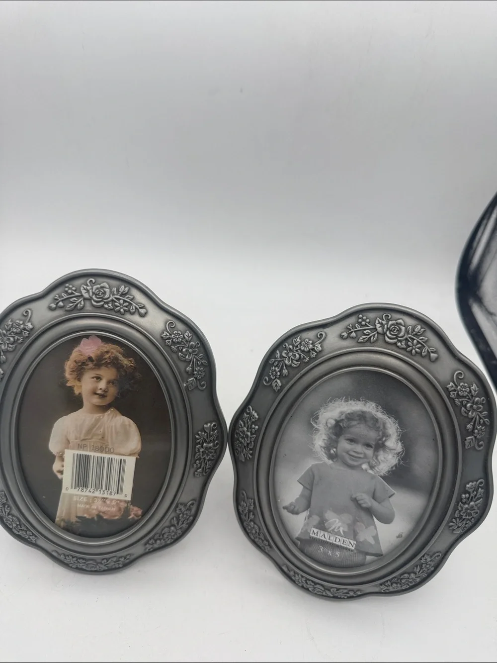 Malden Silvertone Metal Ornate Oval Picture photo Frames  3 1/2x5” Set of 2